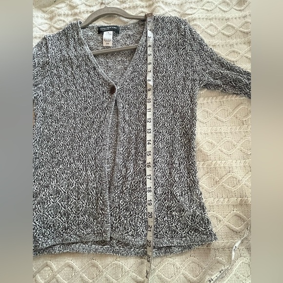 Jones New York Collection Charcoal Gray One button Cardigan Women’s Medium - Picture 8 of 10